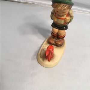 Goebel HUMMEL THE SENSITIVE HUNTER RARE COLLECTIBLE FIGURINE NUMBER 6/0